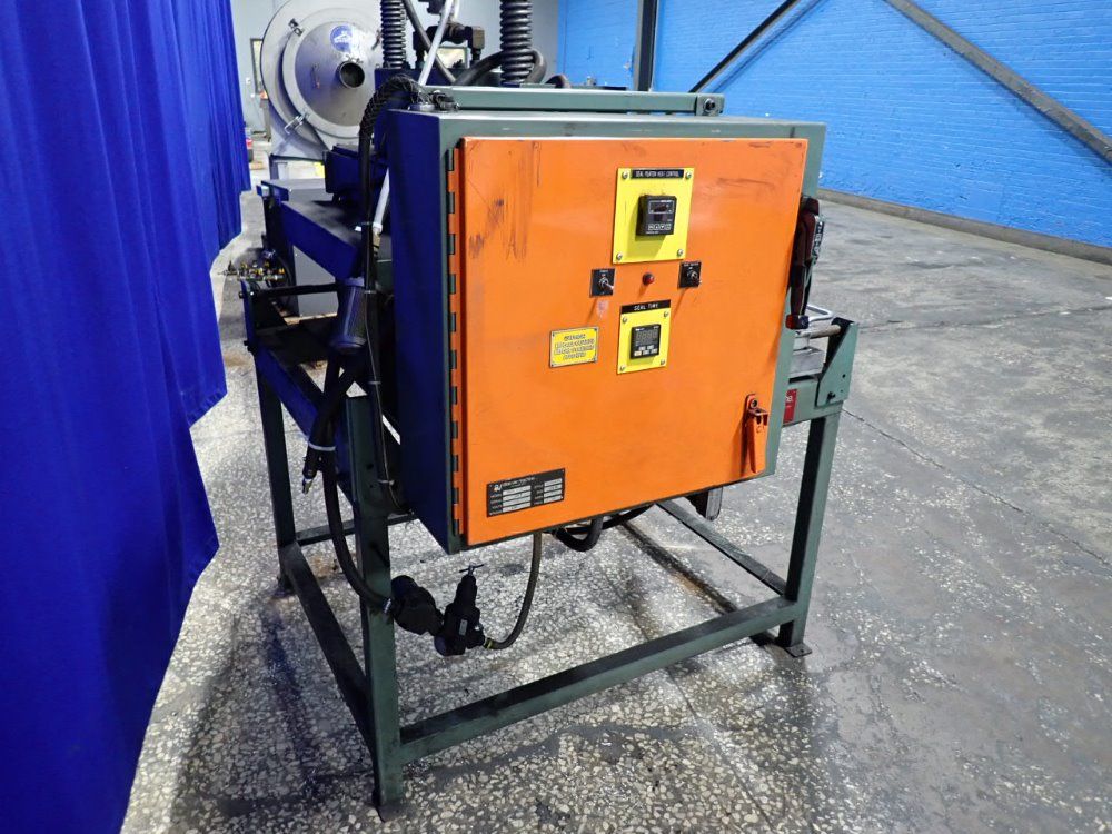 Atlas Vac Machine Tray Sealer