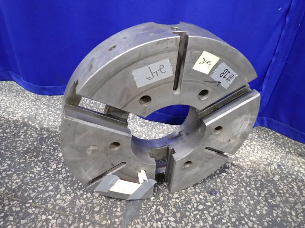 24" 3 Jaw Chuck