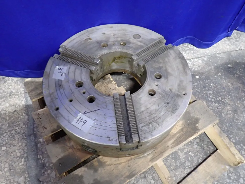 24" 3 Jaw Chuck