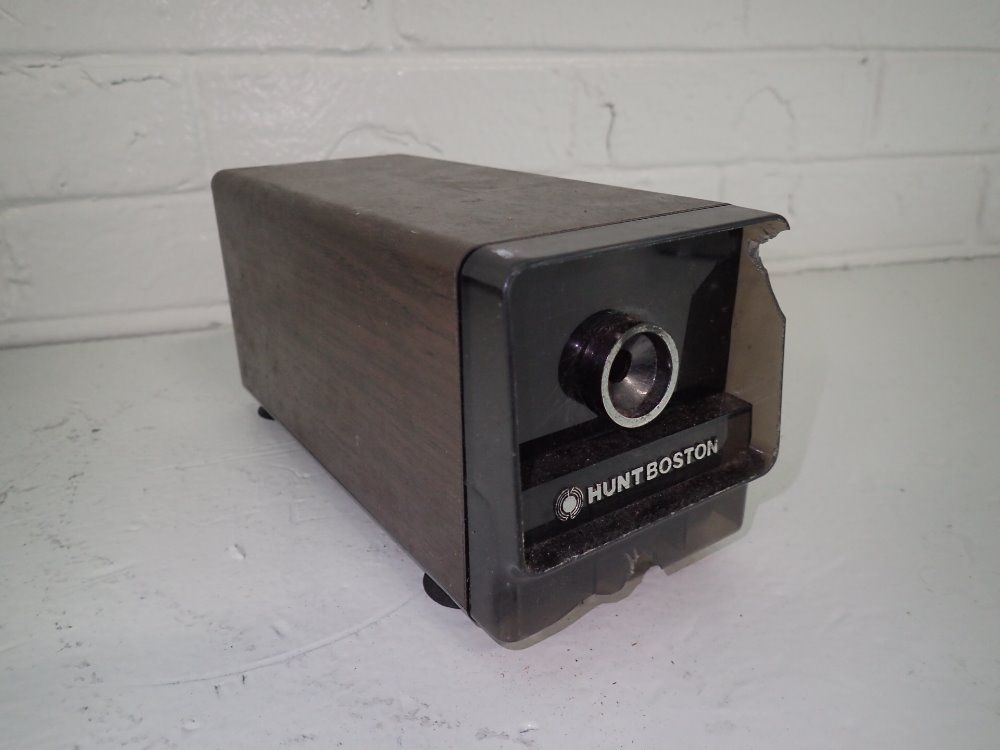 Hunt Boston Electric Pencil Sharpener