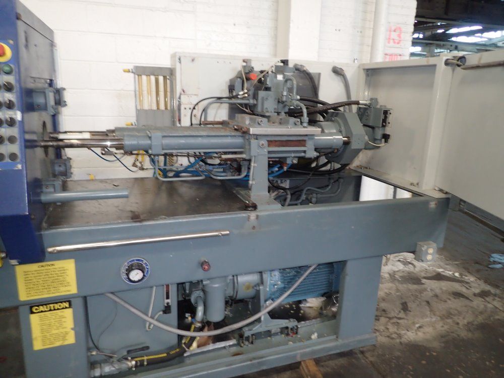 Battenfeld Injection Molder - 3200/ba750cdplus