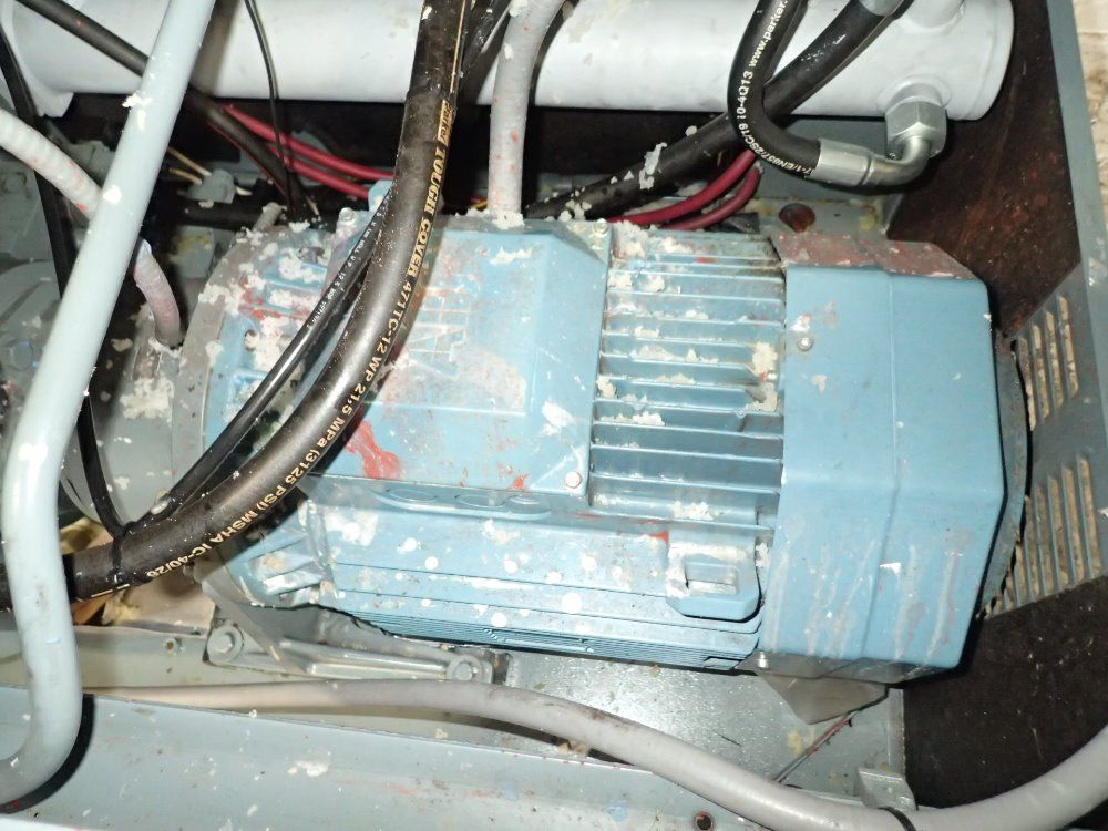 Battenfeld Injection Molder - 3200/ba750cdplus