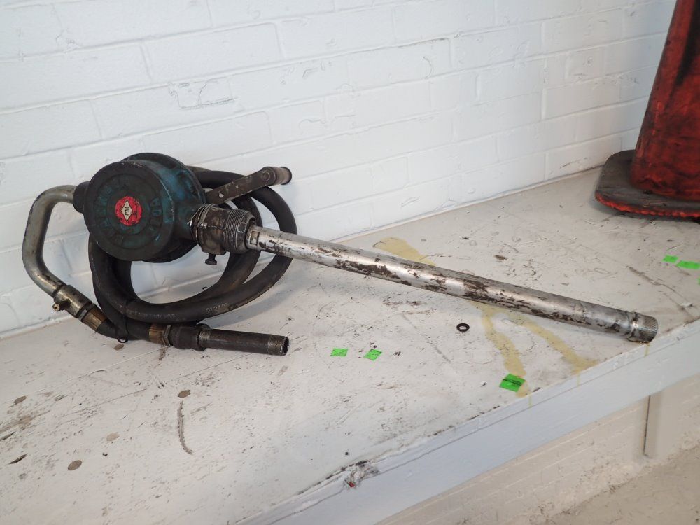 Blackmer Manual Drum Pump - 210a
