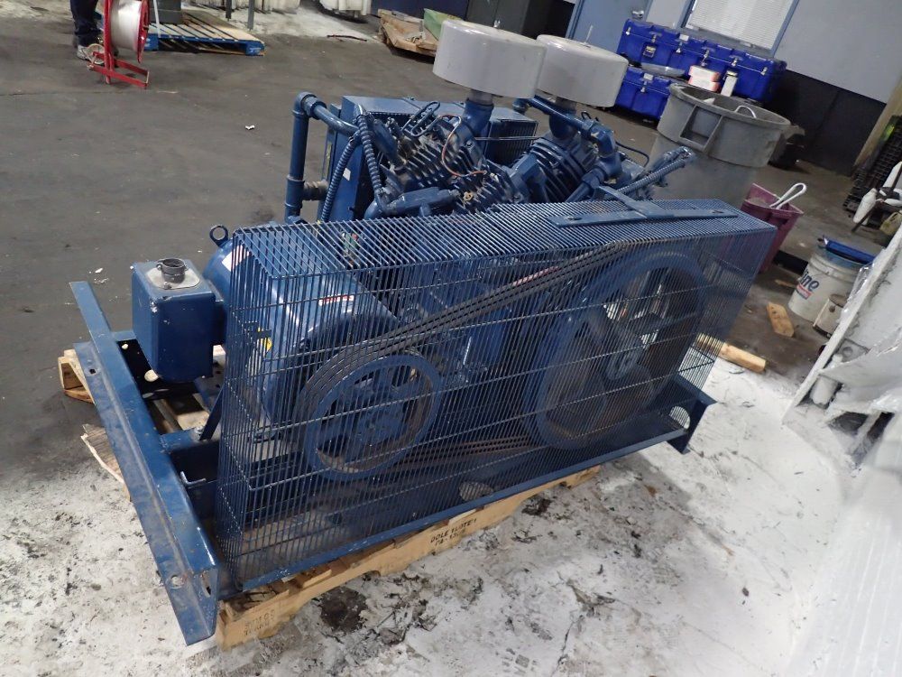 Quincy 30 Hp Air Compressor - Qrdt30