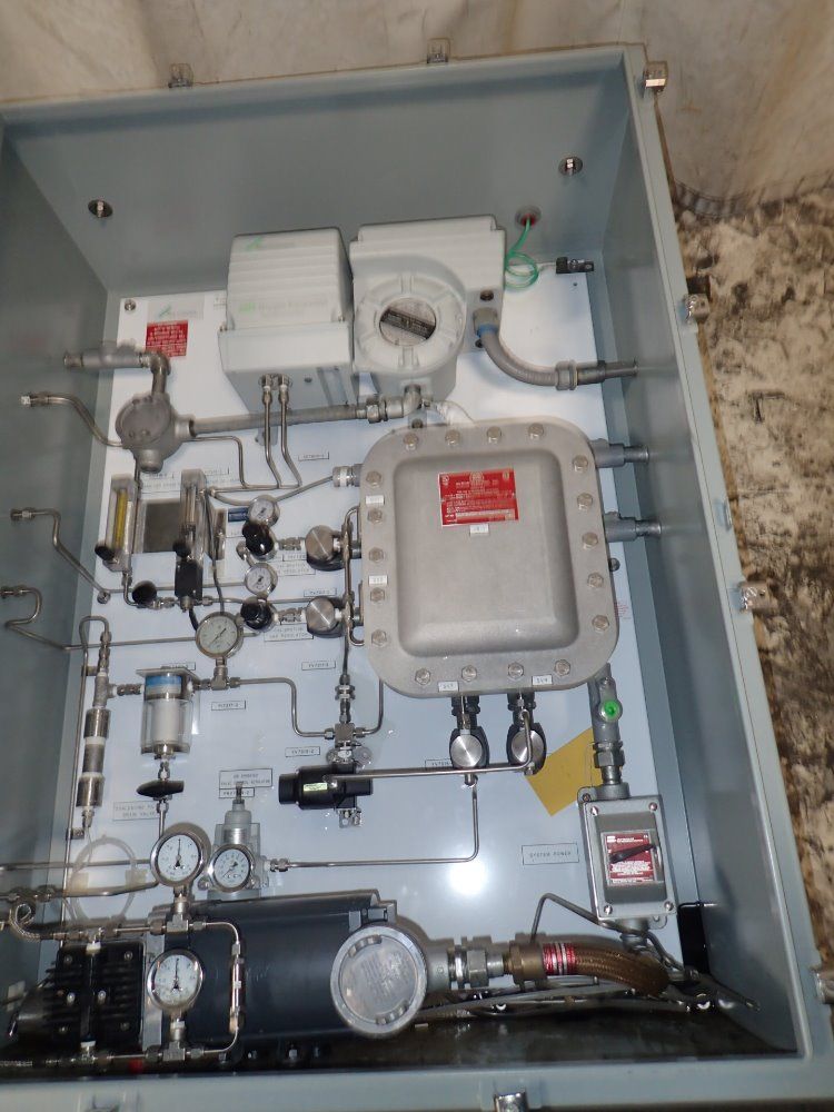 Servomex Oxygen Analyzer Control Panle