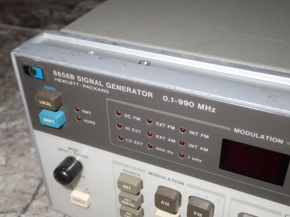 Hewlett Packard Signal Generator
