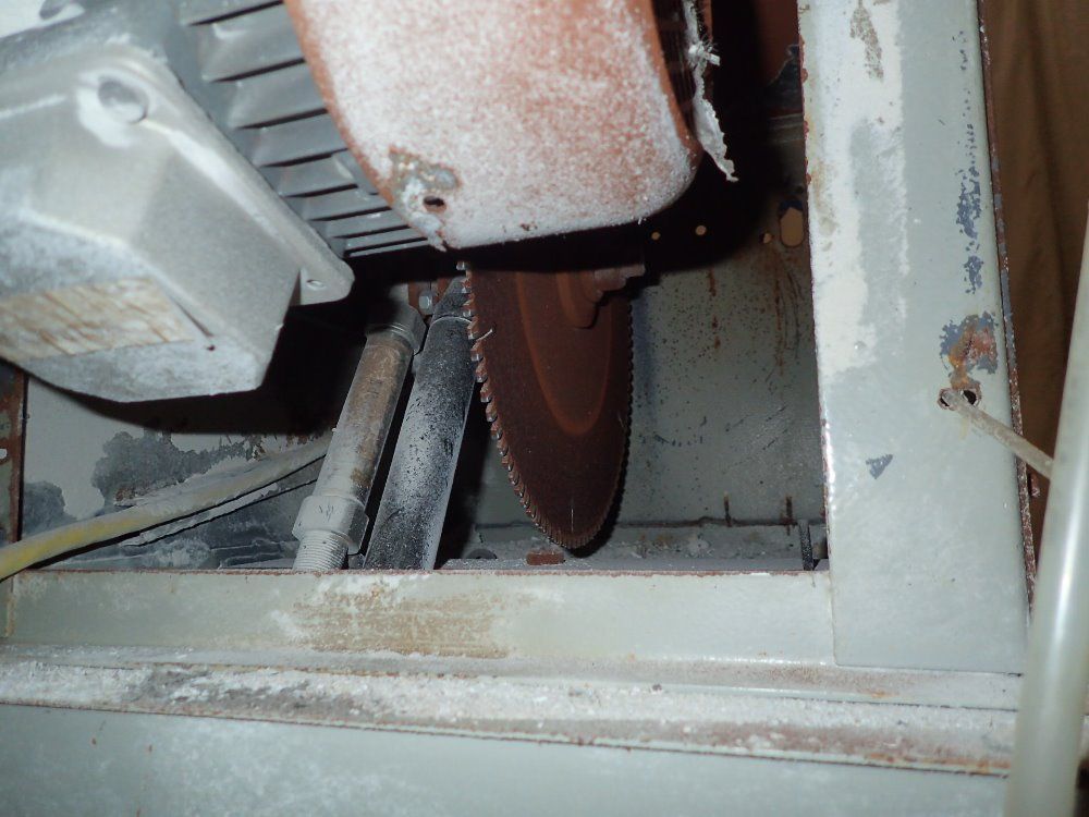 Sturtz Machinery Inc. Up-cut Saw