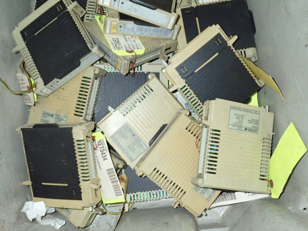 Lutz Digital Outputs