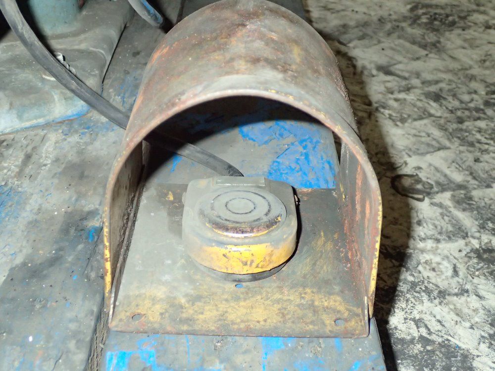 Amp Inc. Wire Stripper/crimper