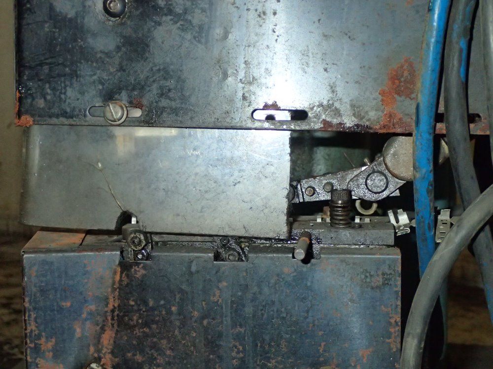 Amp Inc. Wire Stripper/crimper