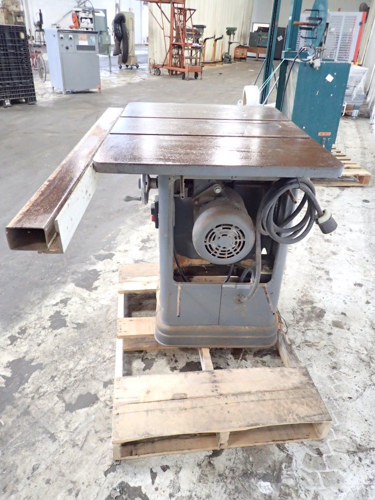 Delta/rockwell Table Saw