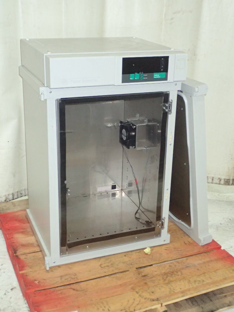 Fisher Scientific Isotemp Incubator