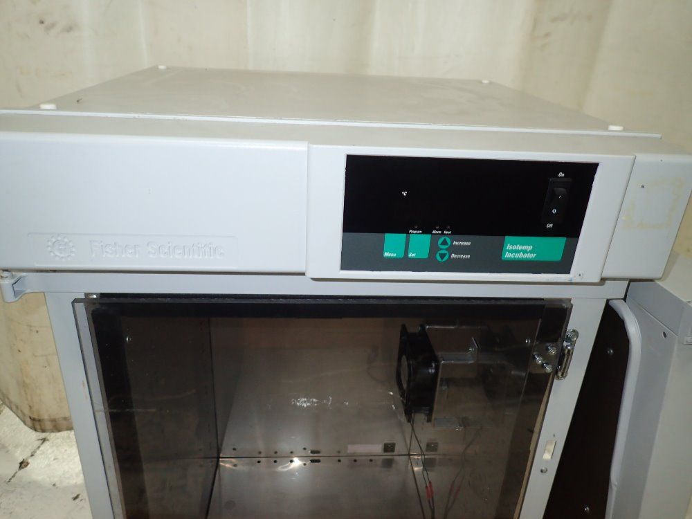 Fisher Scientific Isotemp Incubator