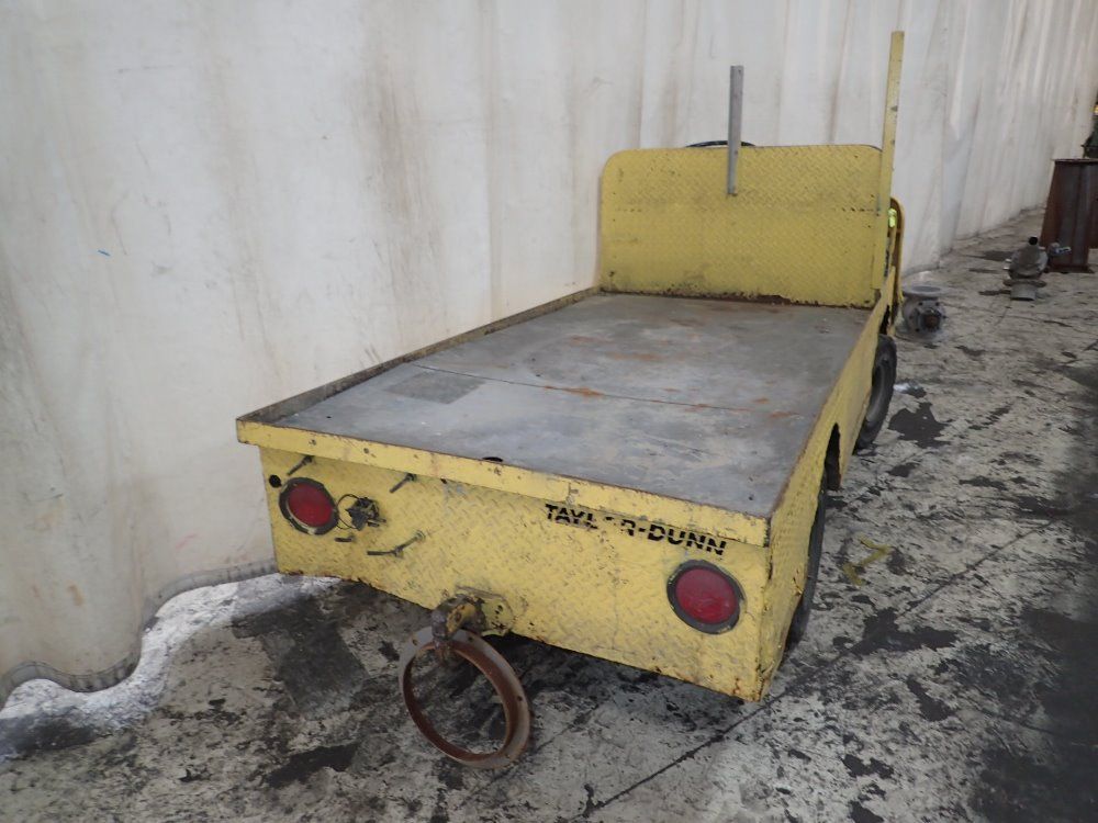 Taylor - Dunn Electric Maintenance Cart