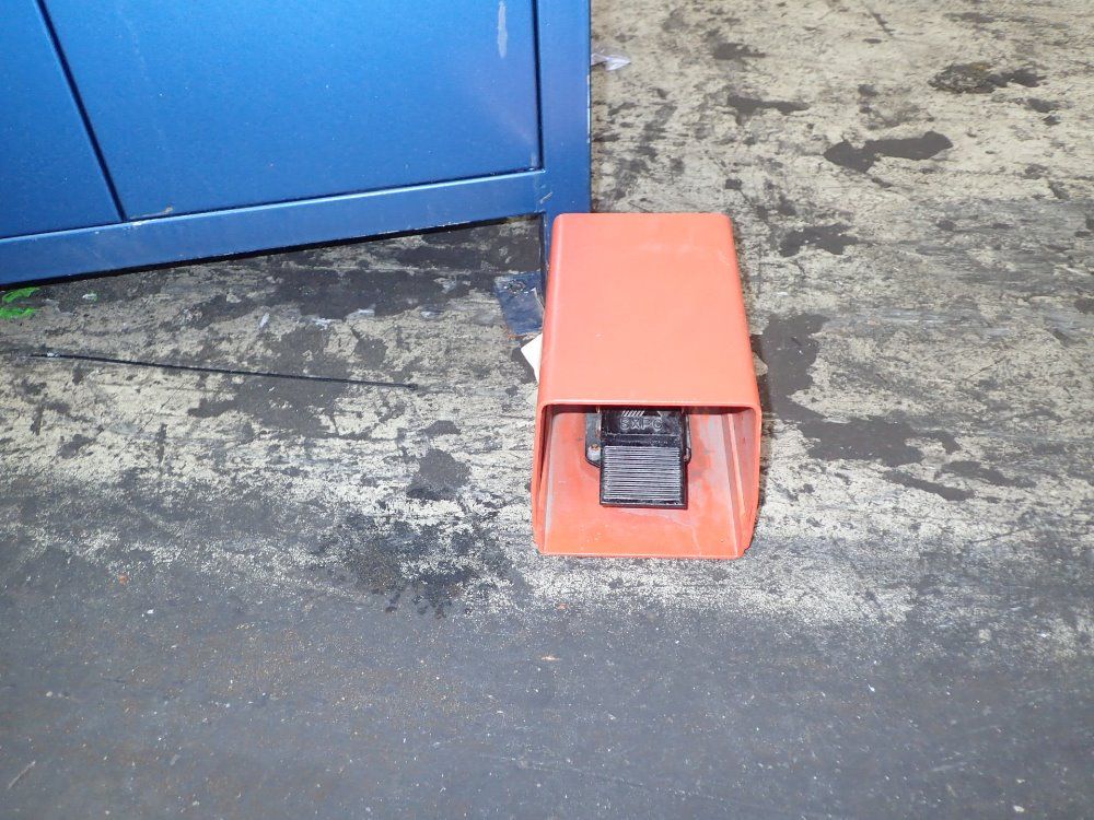 Pemserter/penn Engineering Insertion Press