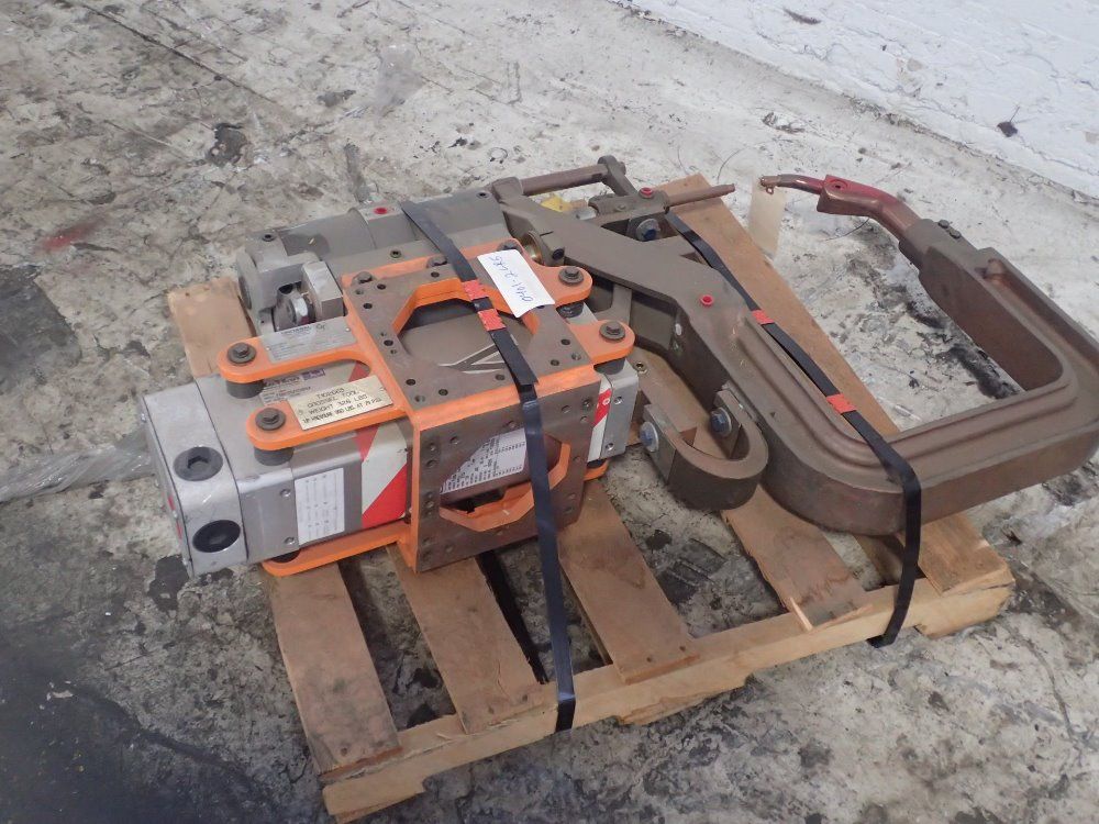 Ro Man Manufacturing Welding Head