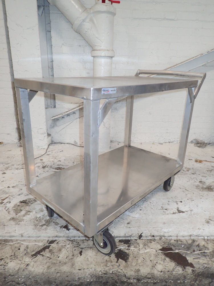 Win Holt Aluminum Cart