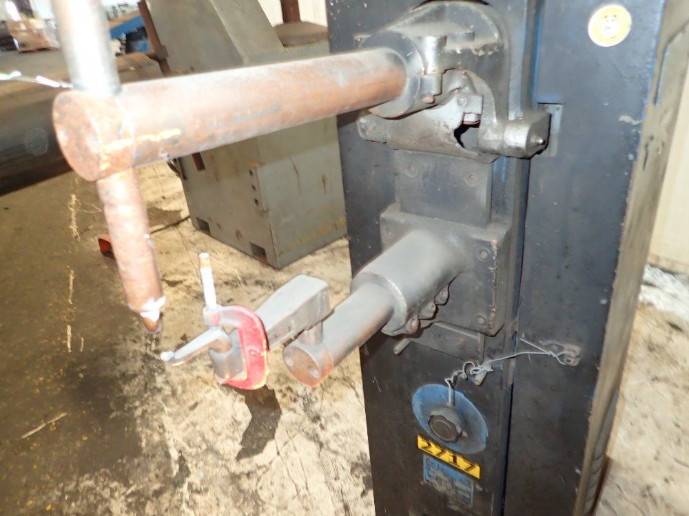 Presicion Spot Welder