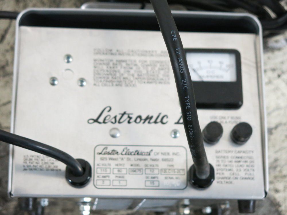 Lestronic Battery Charger