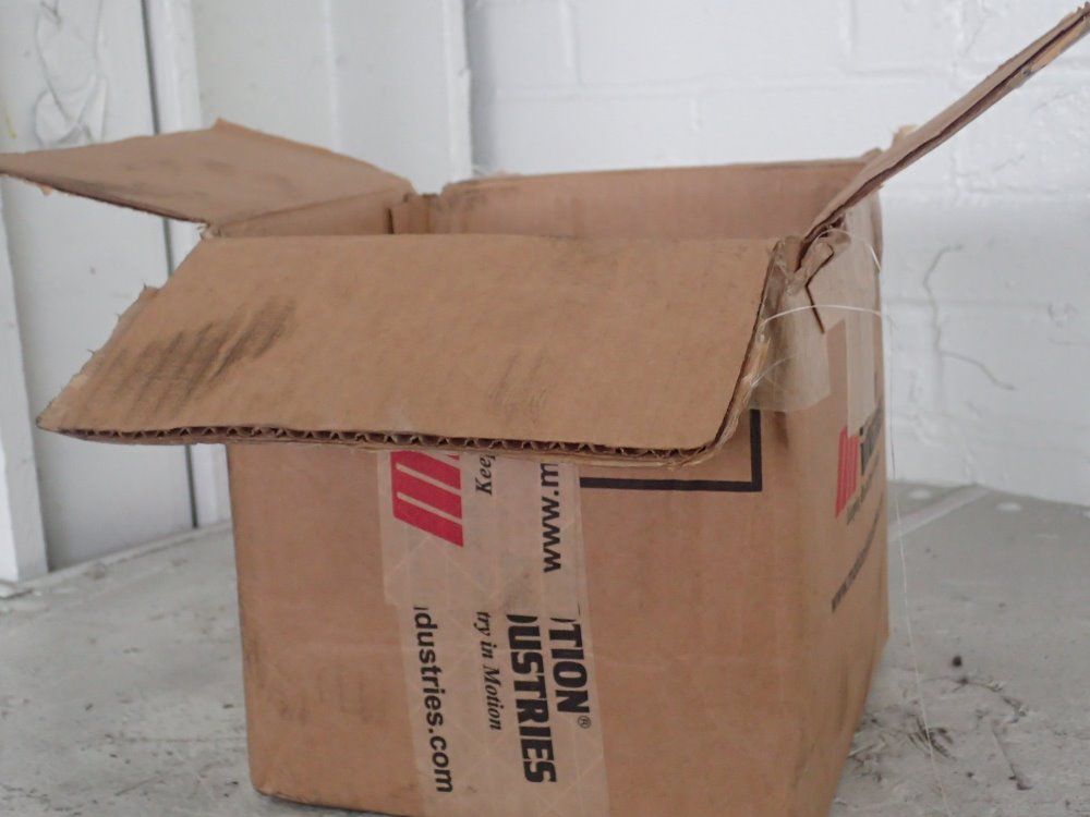 Lamina Metric Leader Pin