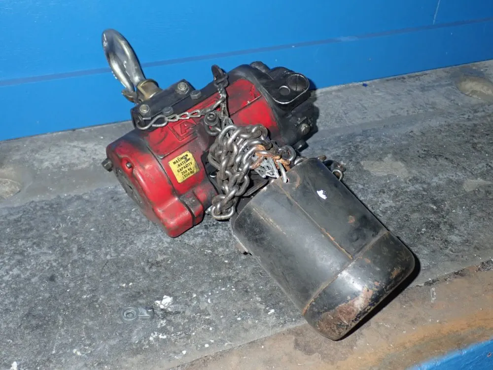 Ingersoll Rand/aro Pneumatic Chain Hoist