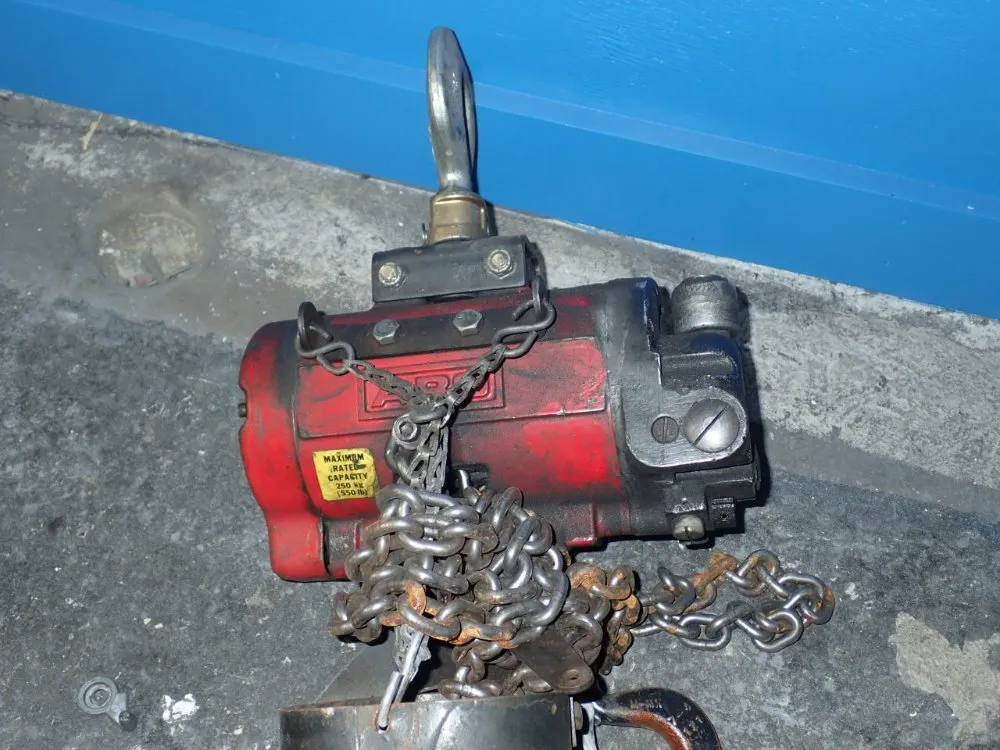 Ingersoll Rand/aro Pneumatic Chain Hoist