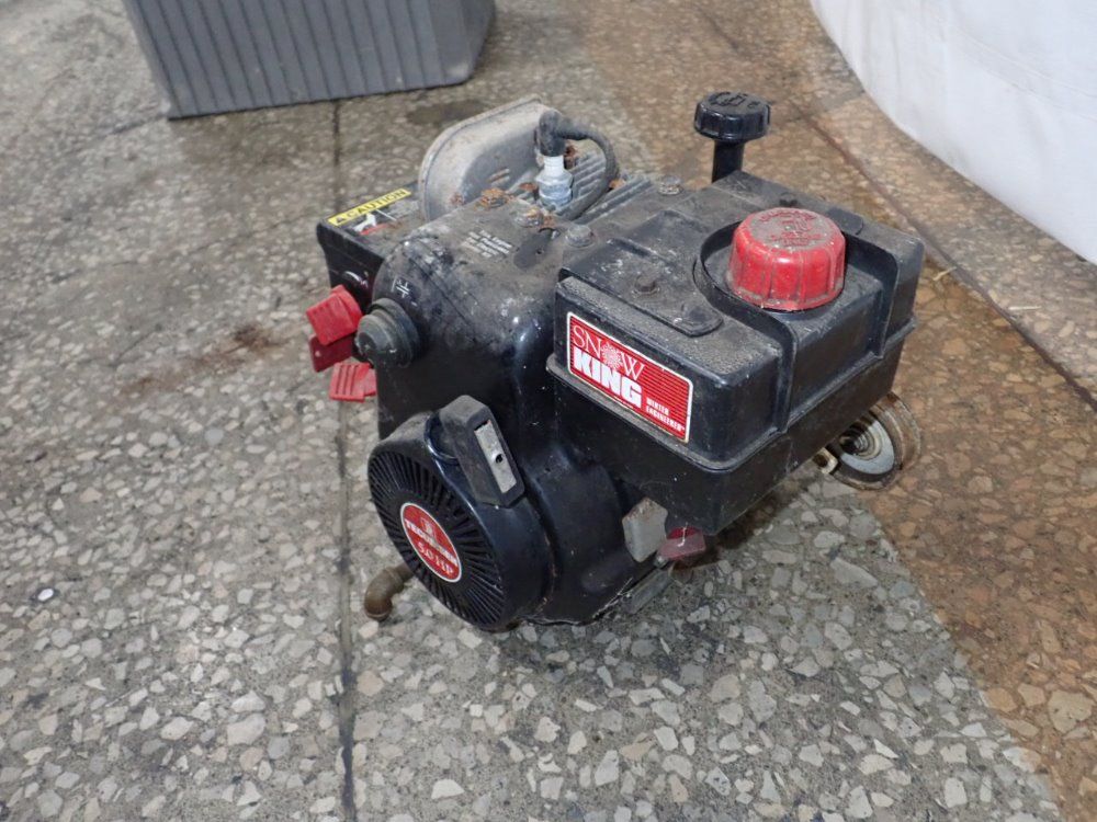 Tecumesh Gas Powered Engine