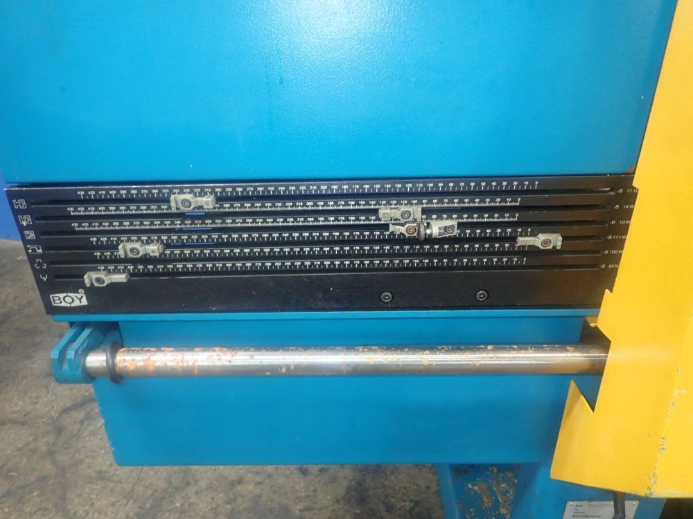 Boy Injection Molder