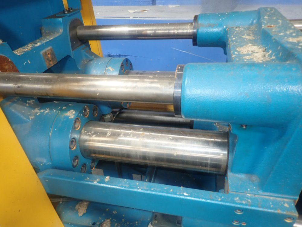 Boy Injection Molder