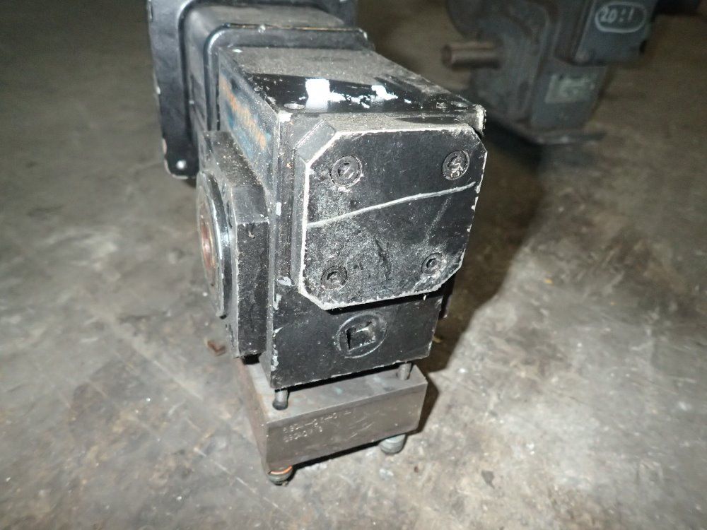 Whisper / Textron Gear Reducer