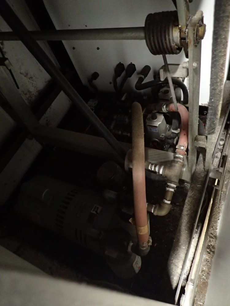 Formech Vacuum Forming Machine