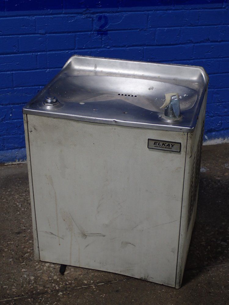 Elkay Water Fountain
