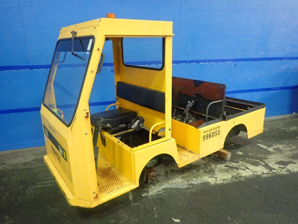Taylor Dunn Electric Maintenance Vehicle