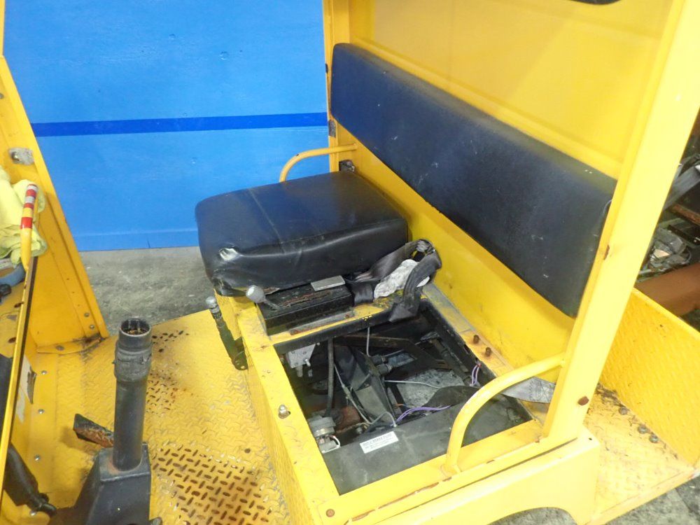 Taylor Dunn Electric Maintenance Vehicle