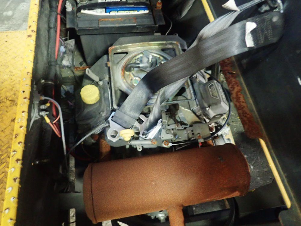 Taylor Dunn Electric Maintenance Vehicle