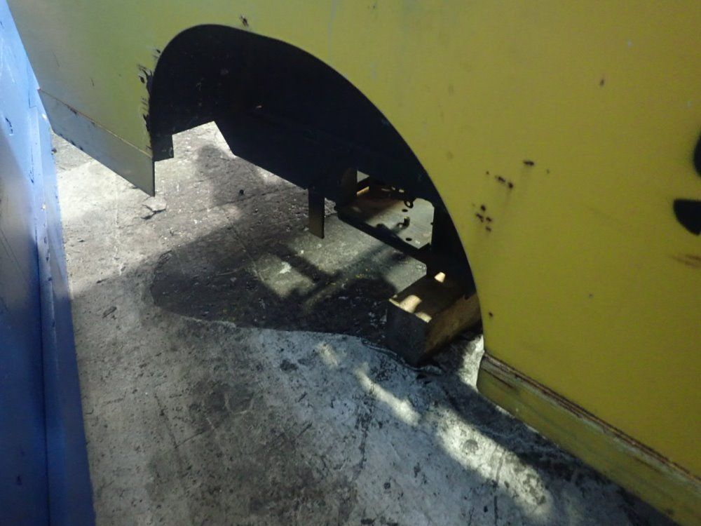 Taylor Dunn Electric Maintenance Vehicle