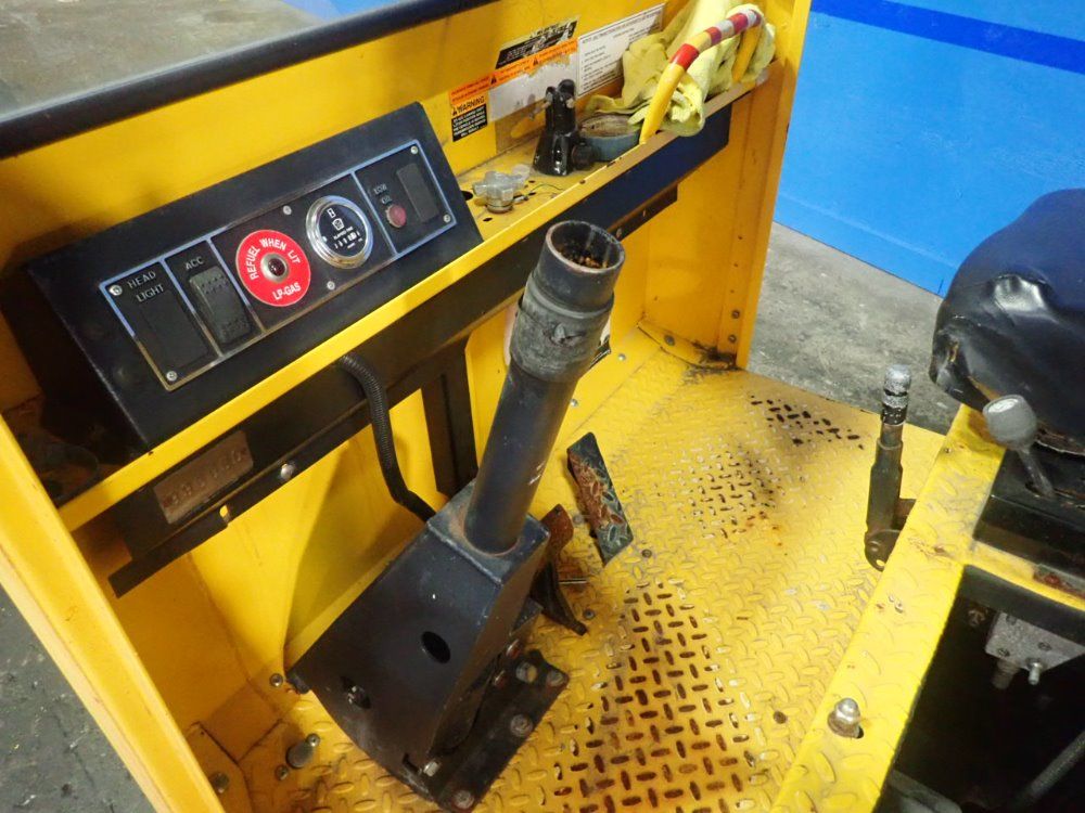 Taylor Dunn Electric Maintenance Vehicle