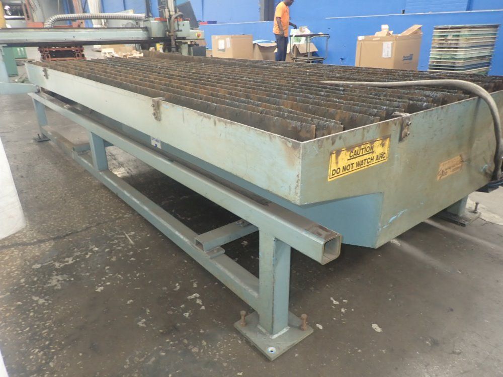 Lockformer Plasma Table