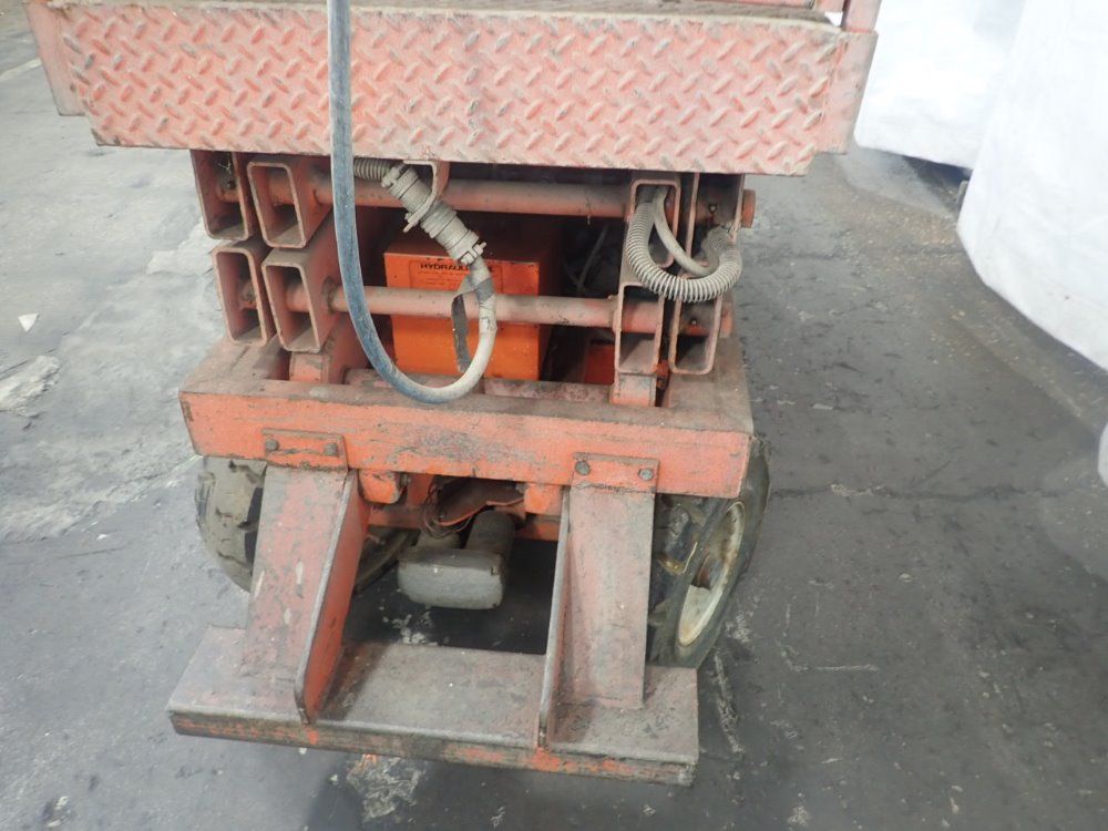 Sky Witch Platform Lift