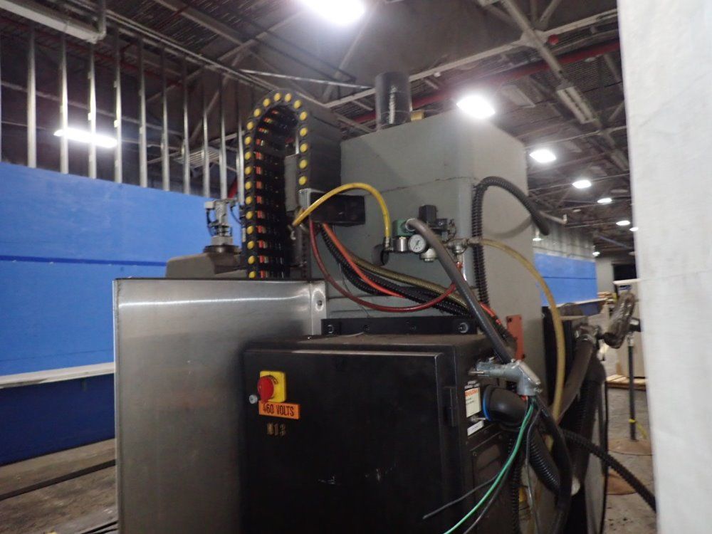 H.h. Roberts/top Well Cnc Vertical Mill