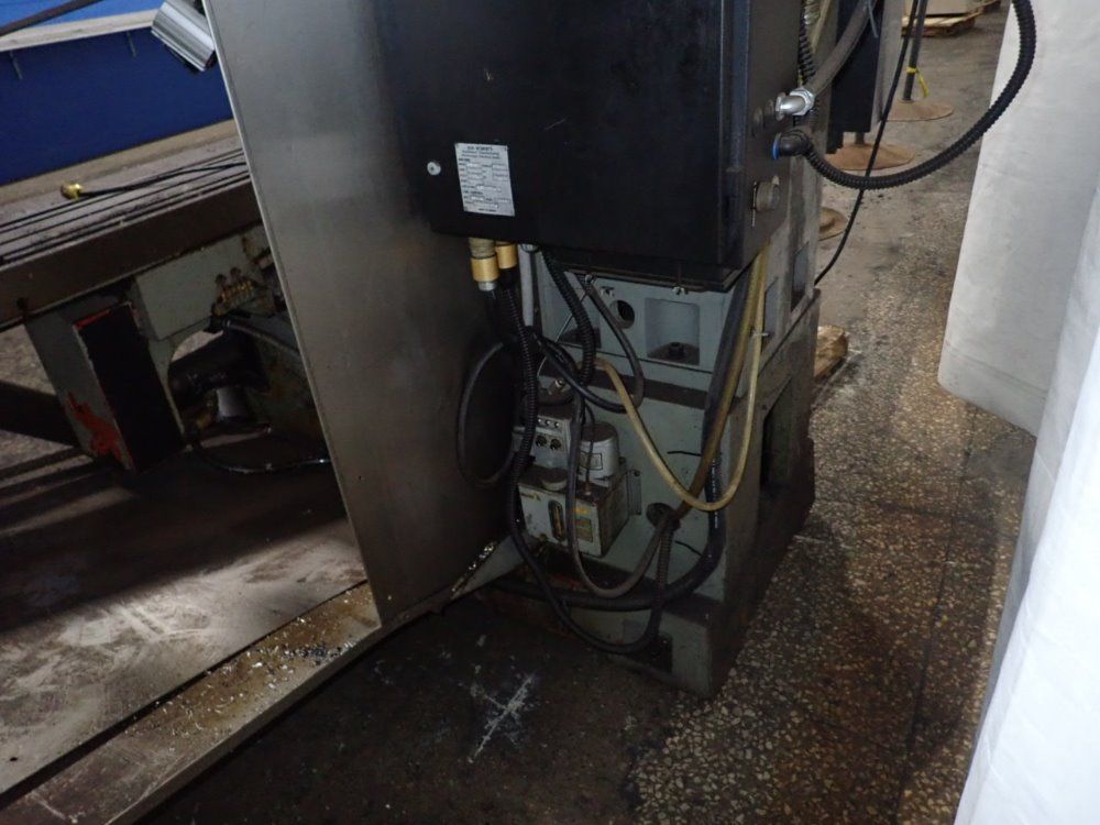 H.h. Roberts/top Well Cnc Vertical Mill