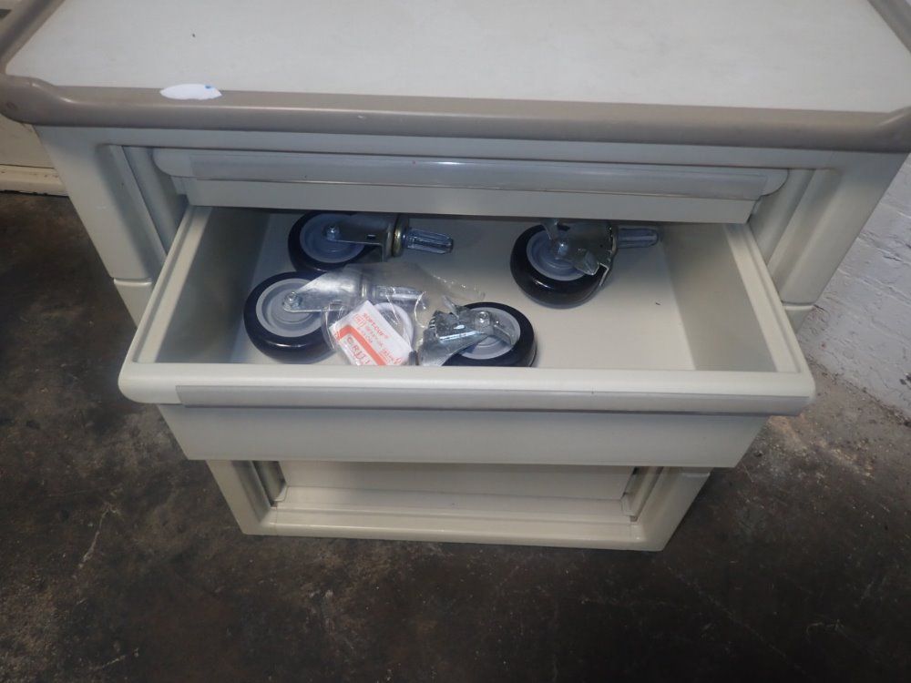 Milcare Storage Table