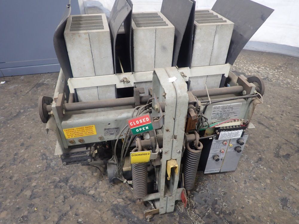 Siemens-allis Power Circuit Breaker