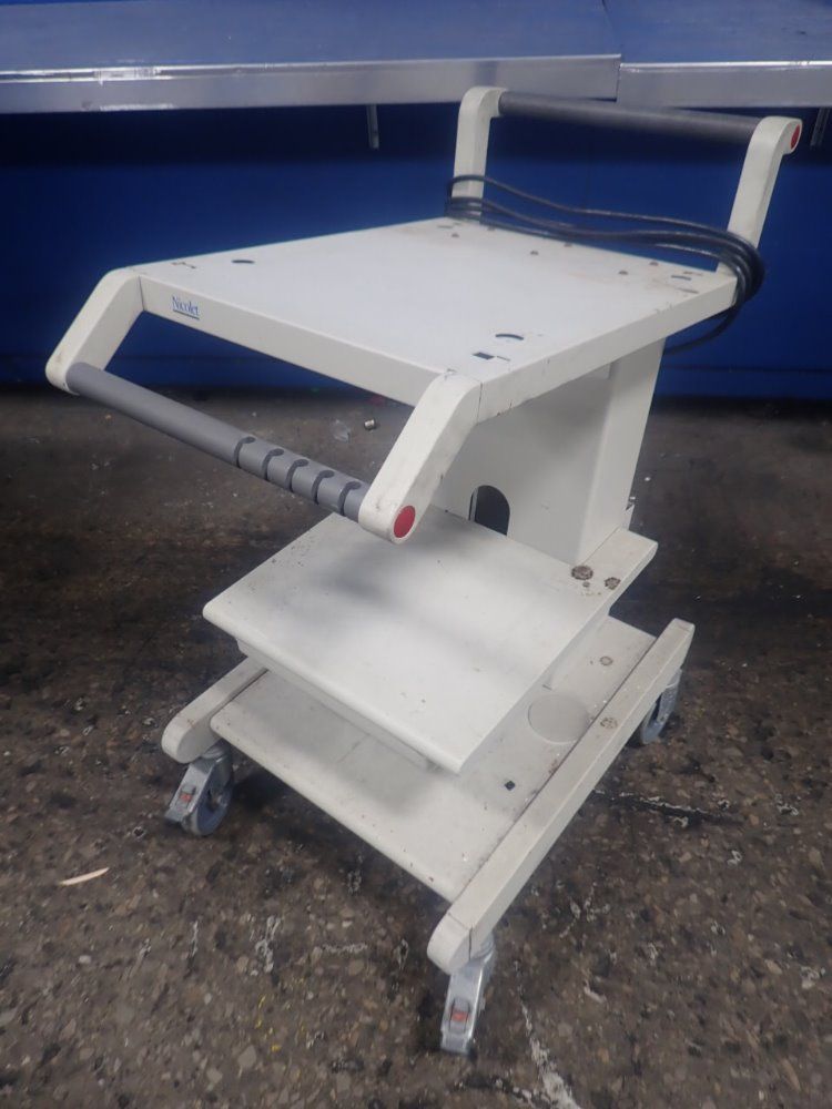 Nicolet Push Cart