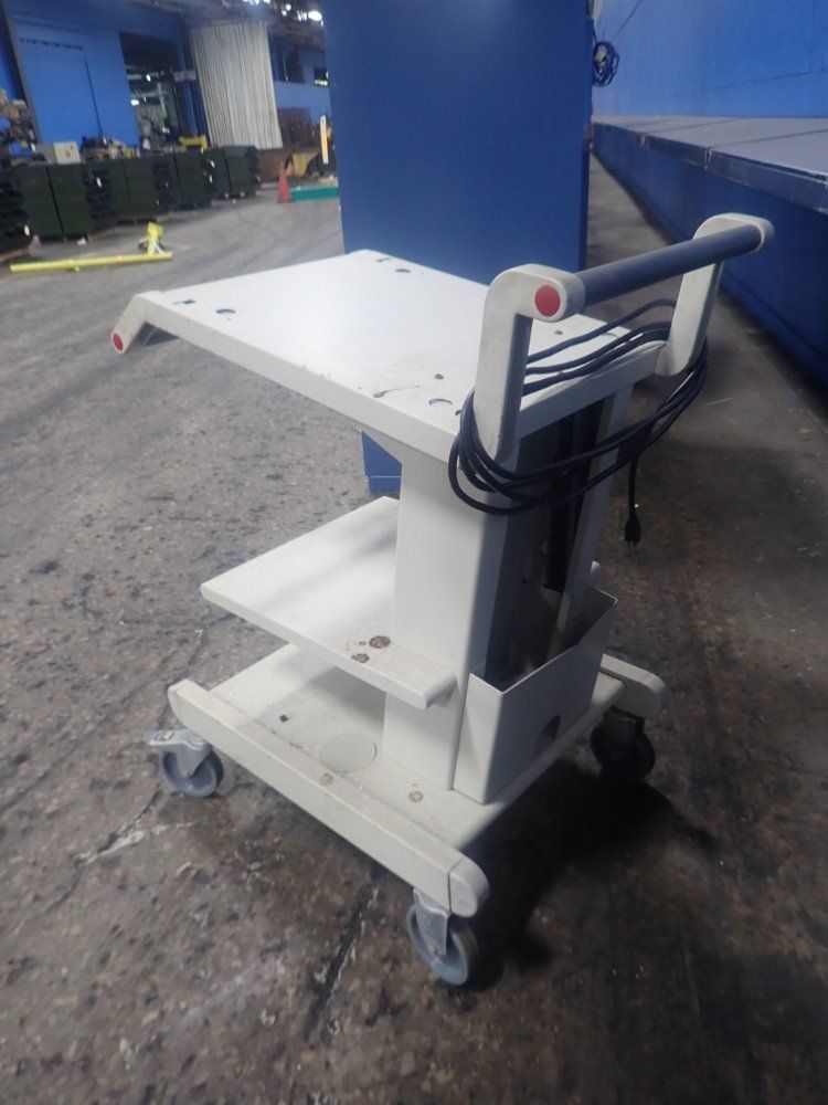 Nicolet Push Cart