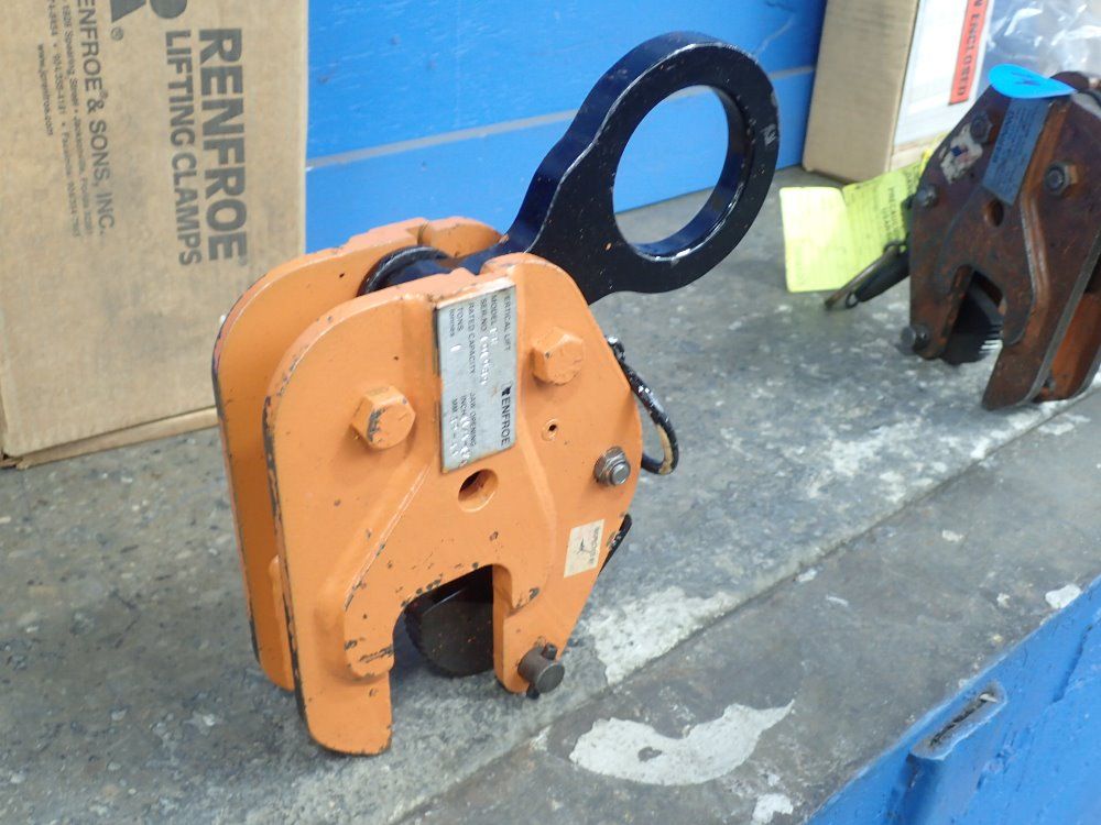Renfroe Vertical Lifting Clamp
