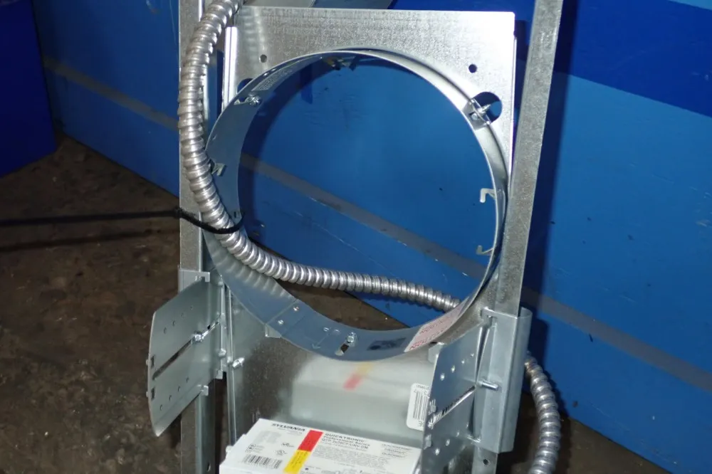 Halo/cooper Recessed Lighting Housing