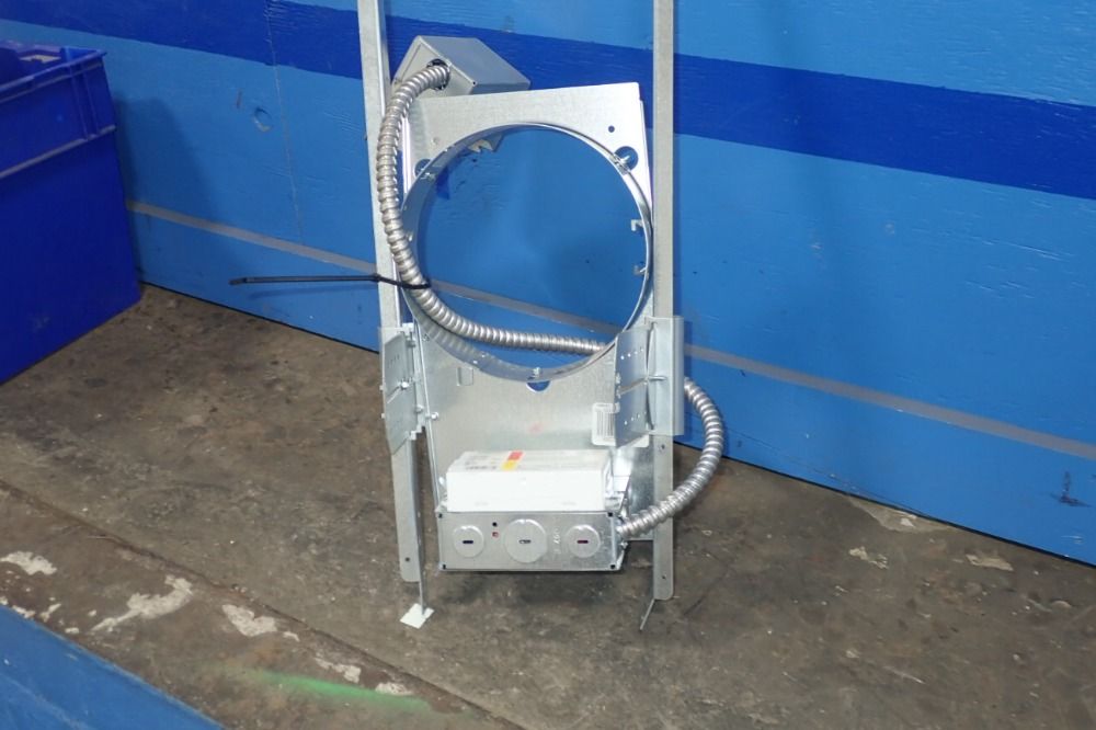 Halo/cooper Recessed Lighting Housing