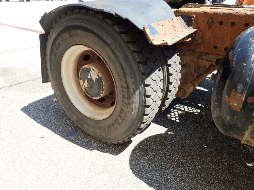 Kalmar Terminal Tractor/switch Truck - 4x2