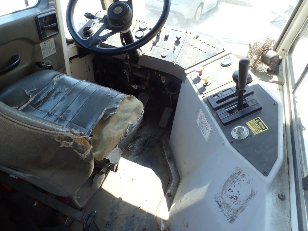 Kalmar Terminal Tractor/switch Truck - 4x2